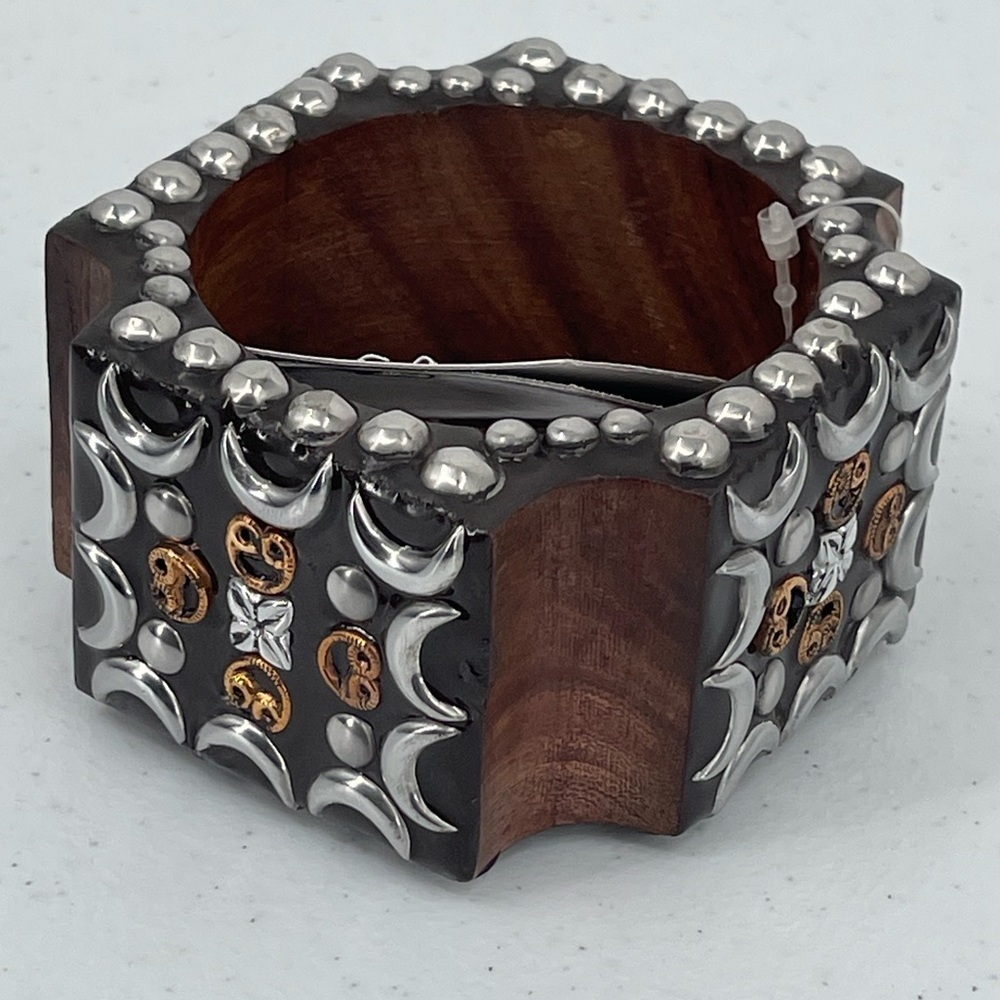 Antika wooden studded square artisan square bangle